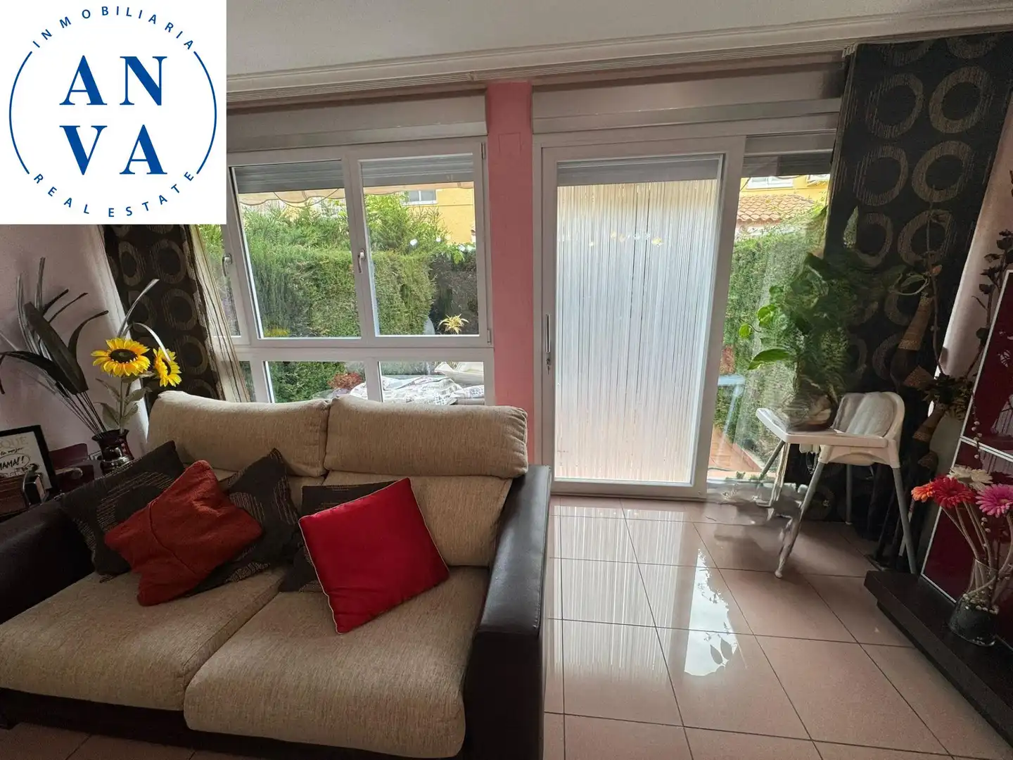 Außenansicht von Haus oder Chalet zum Verkauf in Sant Joan d'Alacant mit Klimaanlage, Privatgarten und Abstellraum