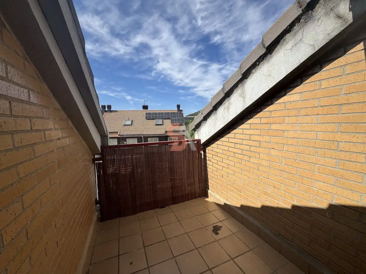 Terrassa de Pis en venda en Cistérniga amb Calefacció i Traster