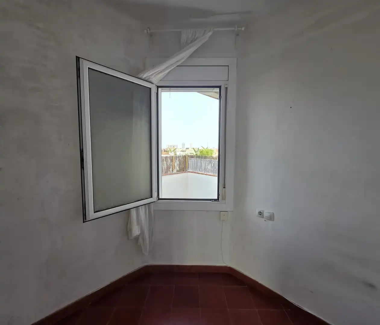 Balcony of Attic for sale in Barcelona  with Air Conditioner, Terrace and Alarm