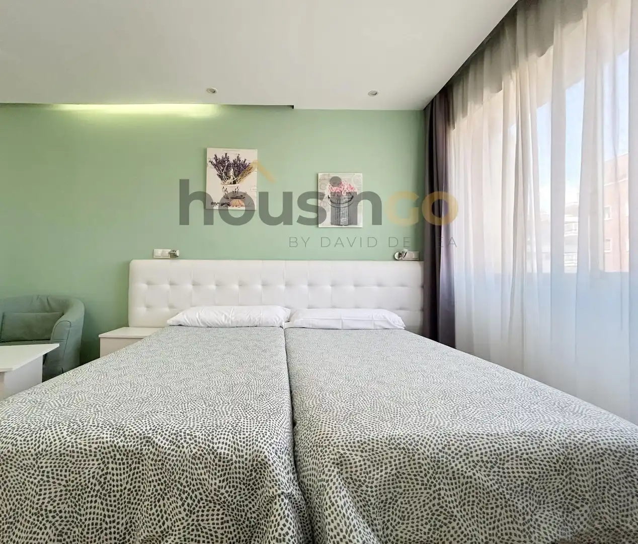 Habitación de Estudio de alquiler en Madrid con Aire acondicionado, Calefacción y Amueblado