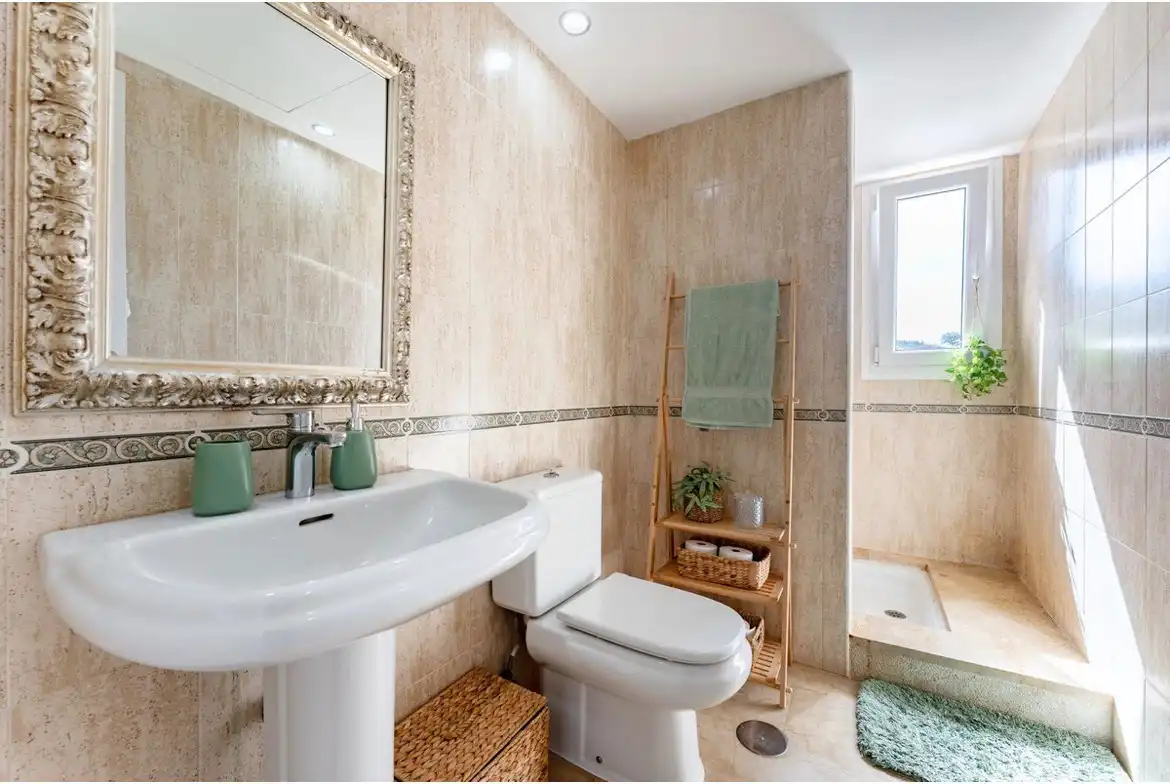 Piso con piscina en venta en Calahonda, imagen 17