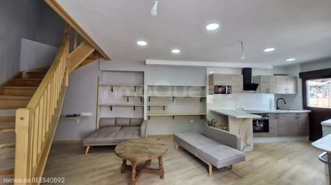 Foto 4 de Casa adosada en venda a N/a, La Pola Siero, Siero