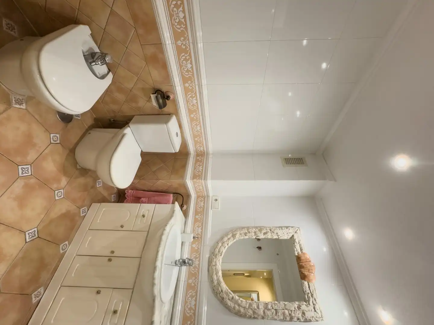Bany de Apartament de lloguer en Santa Pola amb Terrassa, Moblat i Forn