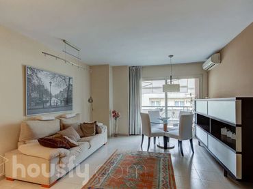 Appartamento con balcone in affitto a Carrer de Borrell .