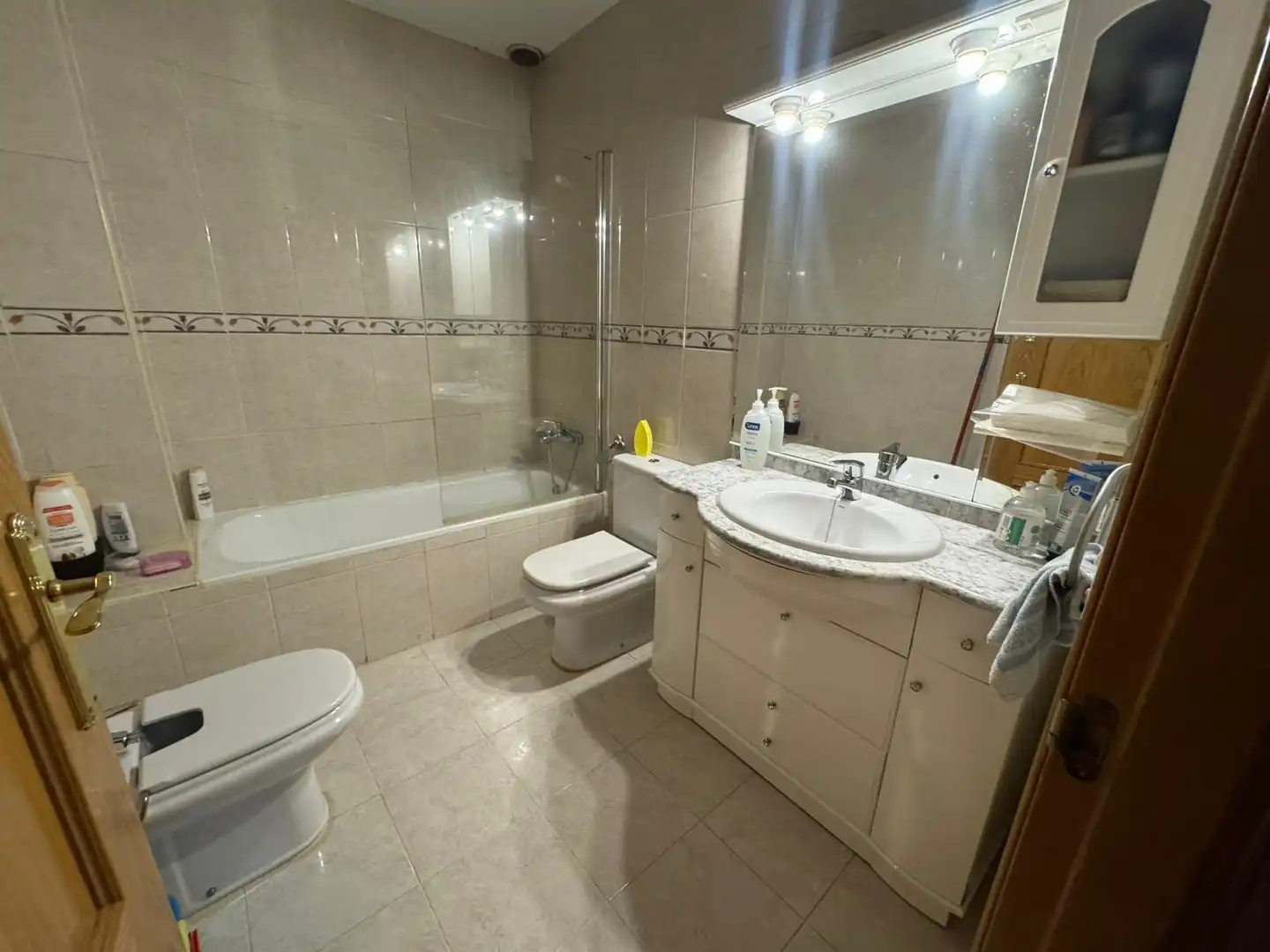 Badezimmer von Einfamilien-Reihenhaus zum Verkauf in Arganda del Rey