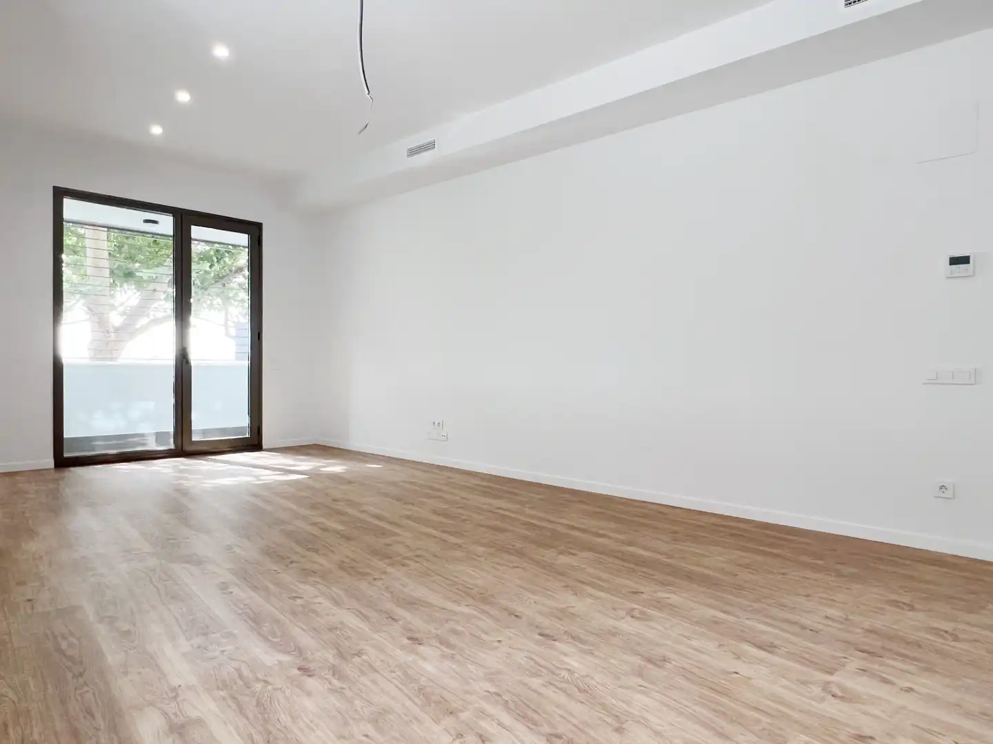 Wohnzimmer von Wohnung zur Miete in Valencia mit Klimaanlage, Heizung und Privatgarten