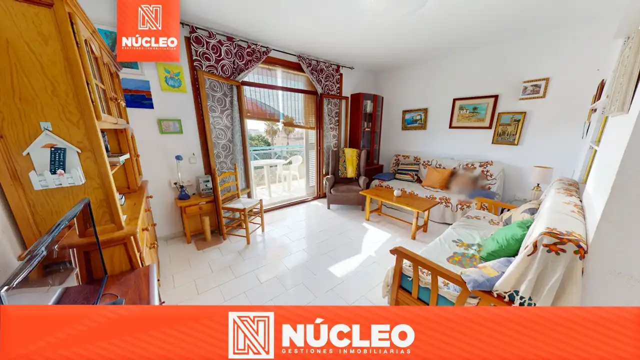 Living room of Flat for sale in Torrevieja  with Air Conditioner, Balcony and Community pool