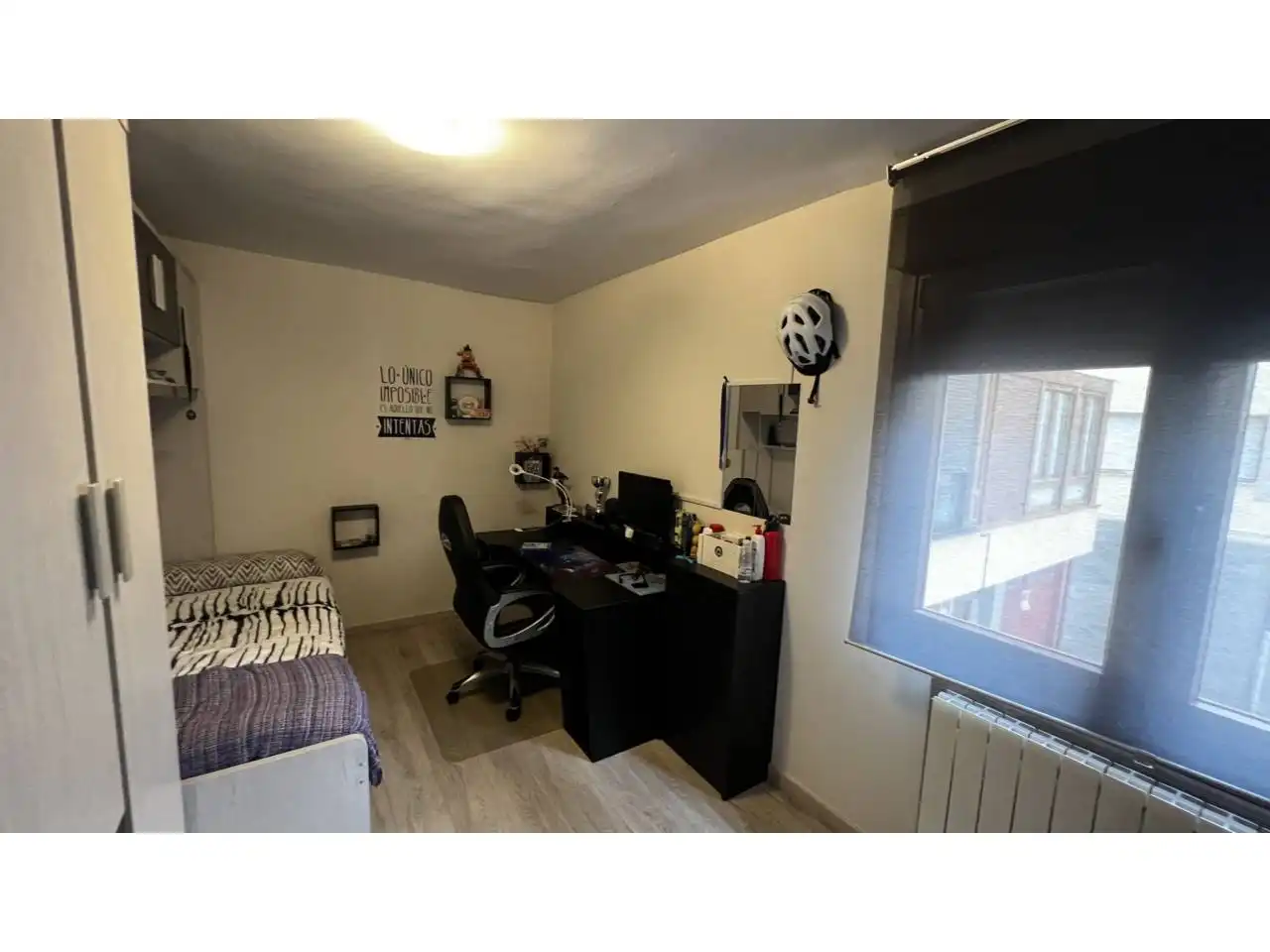Habitación de Piso en venta en Espinosa de los Monteros con Calefacción, Terraza y Amueblado