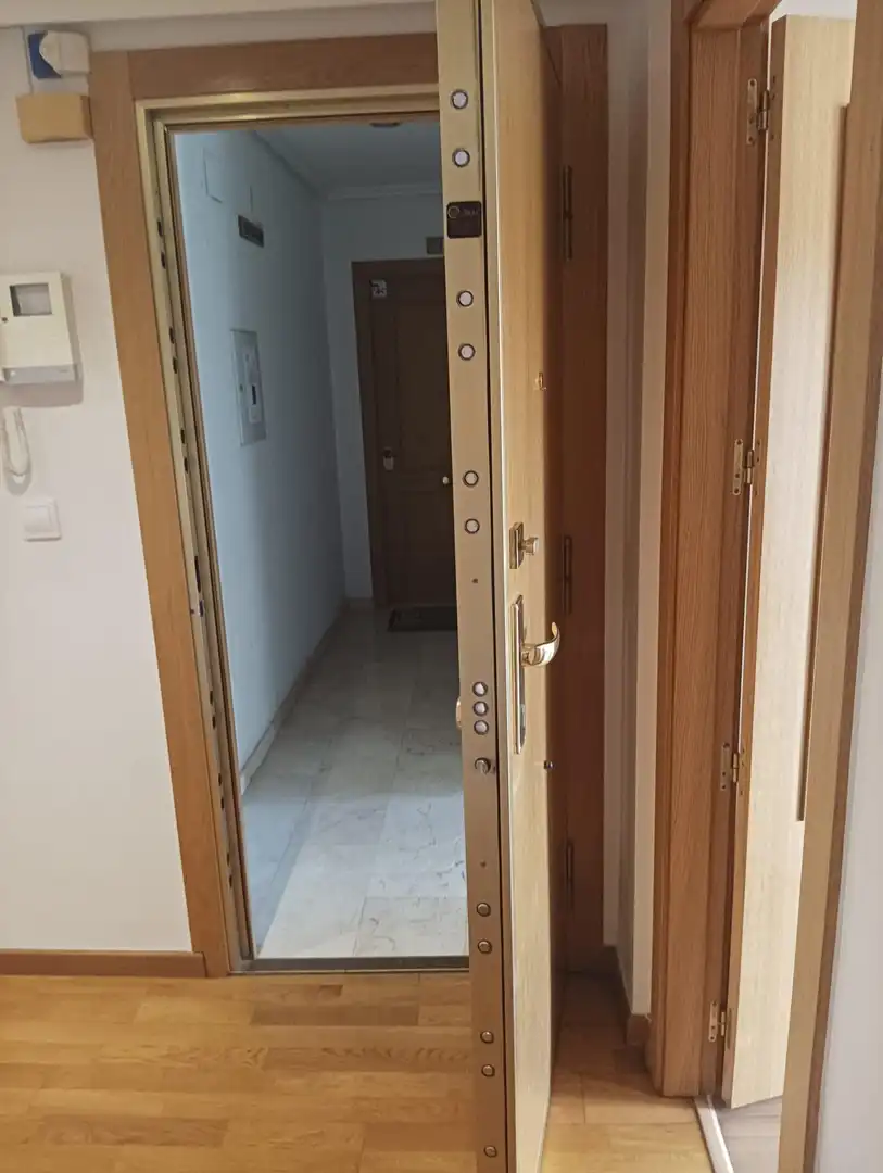 Flat for sale in Alicante / Alacant  with Air Conditioner, Terrace and Storage room
