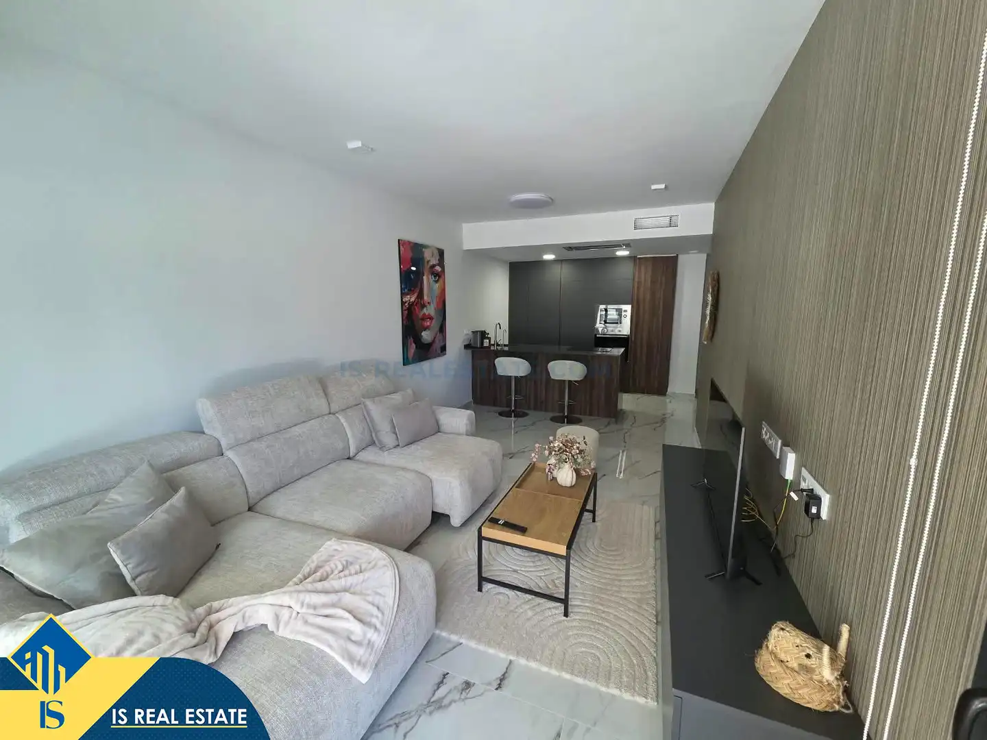 Apartment with pool for sale in Orihuela Costa
