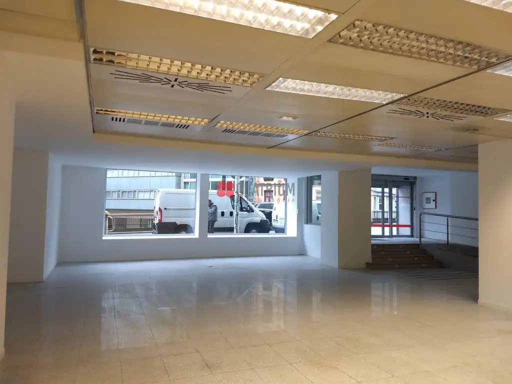 Business premises for sale in Centro - Juan Flórez - Plaza Pontevedra, imagen 2