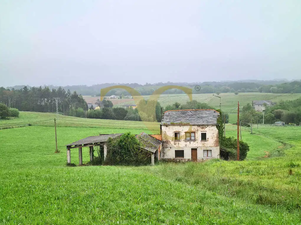 Casa o xalet en venda en El Franco  amb Calefacció