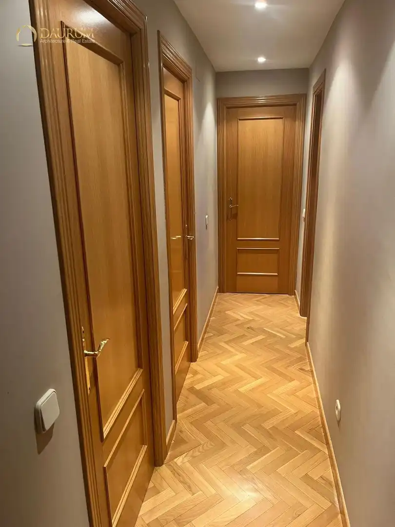 Piso en venta en Principe de Asturias, Centro