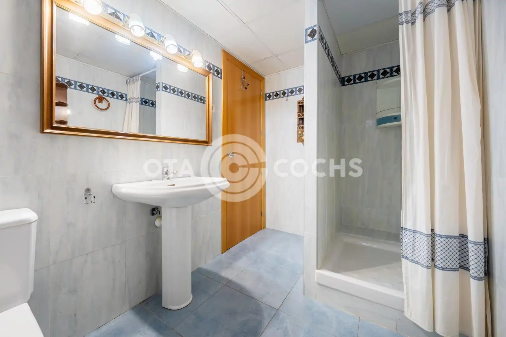 Baño de Piso en venta en Cambrils con Aire acondicionado, Calefacción y Trastero