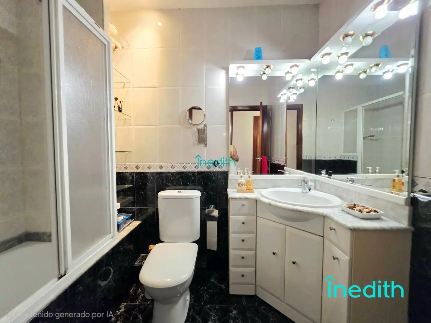 Baño de Casa o chalet en venta en Viladecans con Calefacción, Jardín privado y Terraza