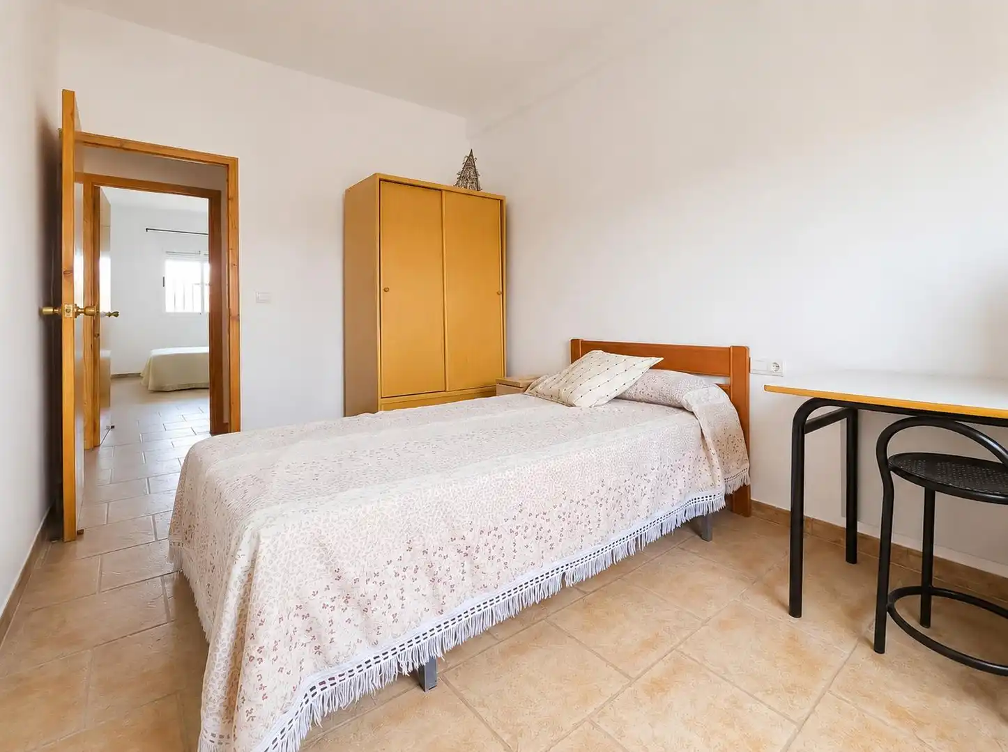 Bedroom of Houses for sale in Novelda  with Private garden, Storage room and Swimming Pool