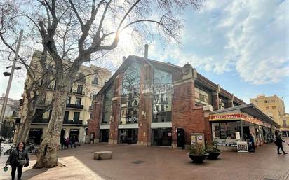 Vista exterior de Pis en venda en  Barcelona Capital amb Calefacció i Terrassa