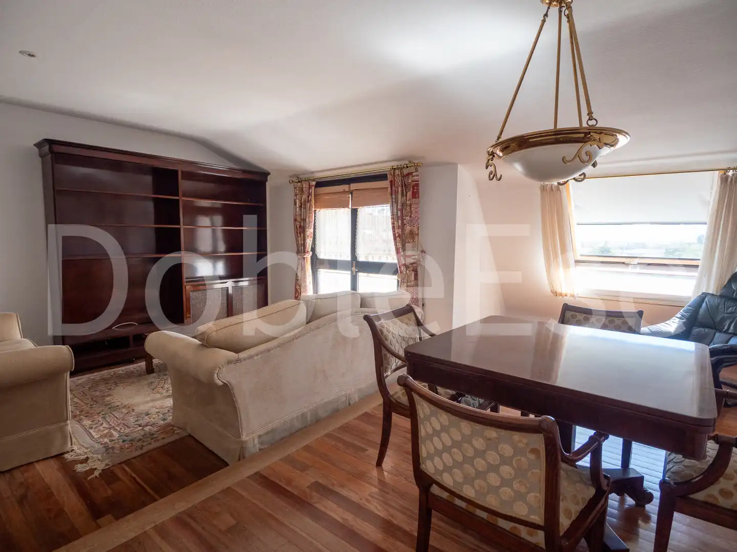 Sala de estar de Ático de alquiler en Gijón  con Calefacción, Jardín privado y Parquet