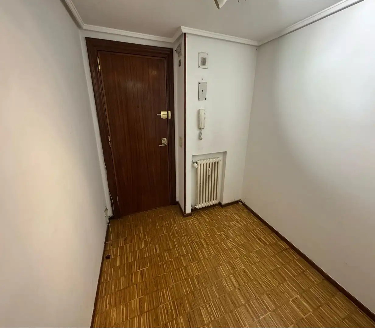 Piso en venta en Gijón  con Calefacción y Parquet