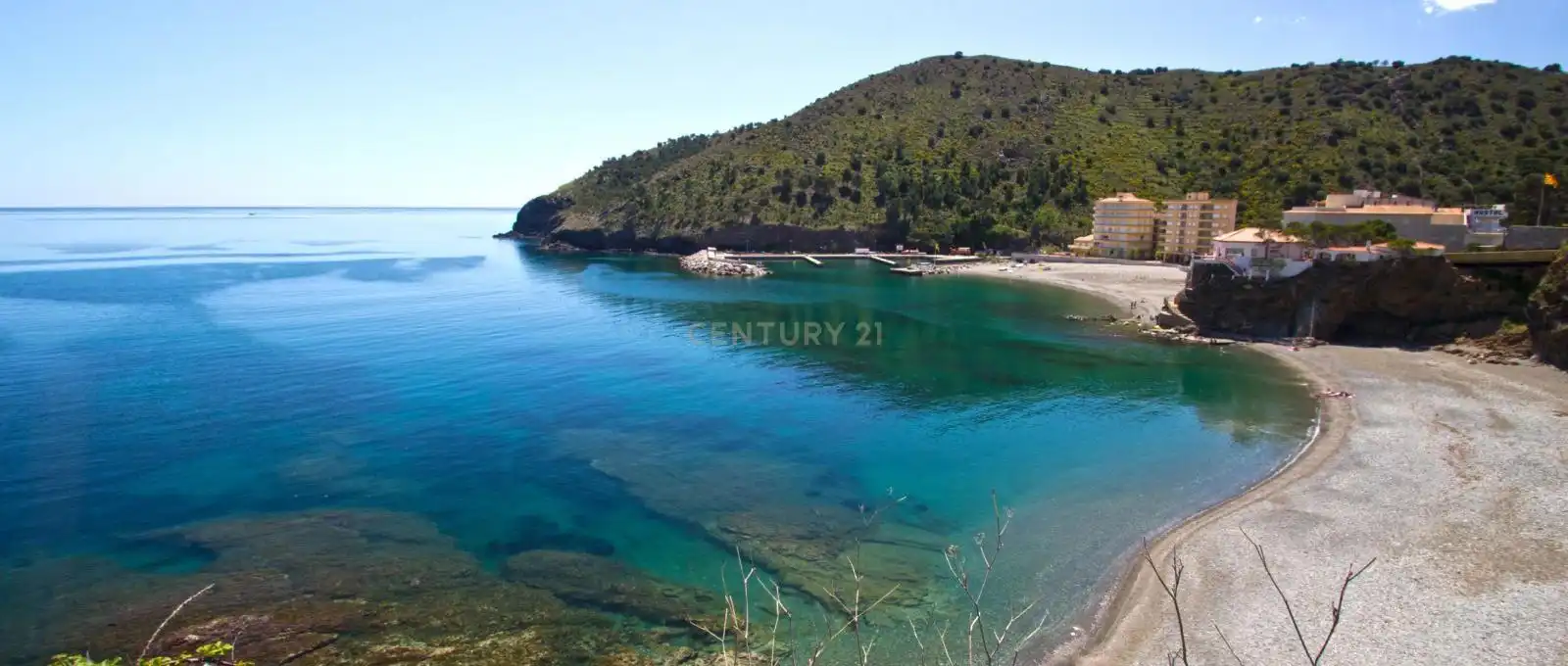 Apartments for sale in Colera