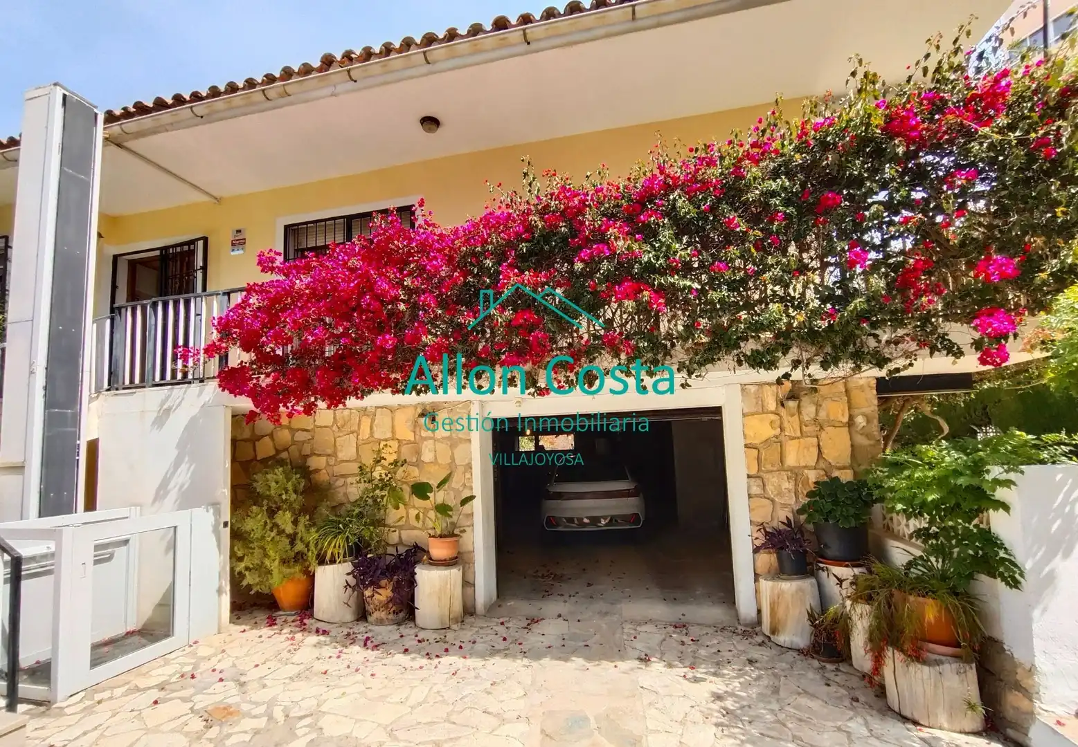Vista exterior de Casa o chalet en venta en Benidorm con Aire acondicionado, Terraza y Trastero