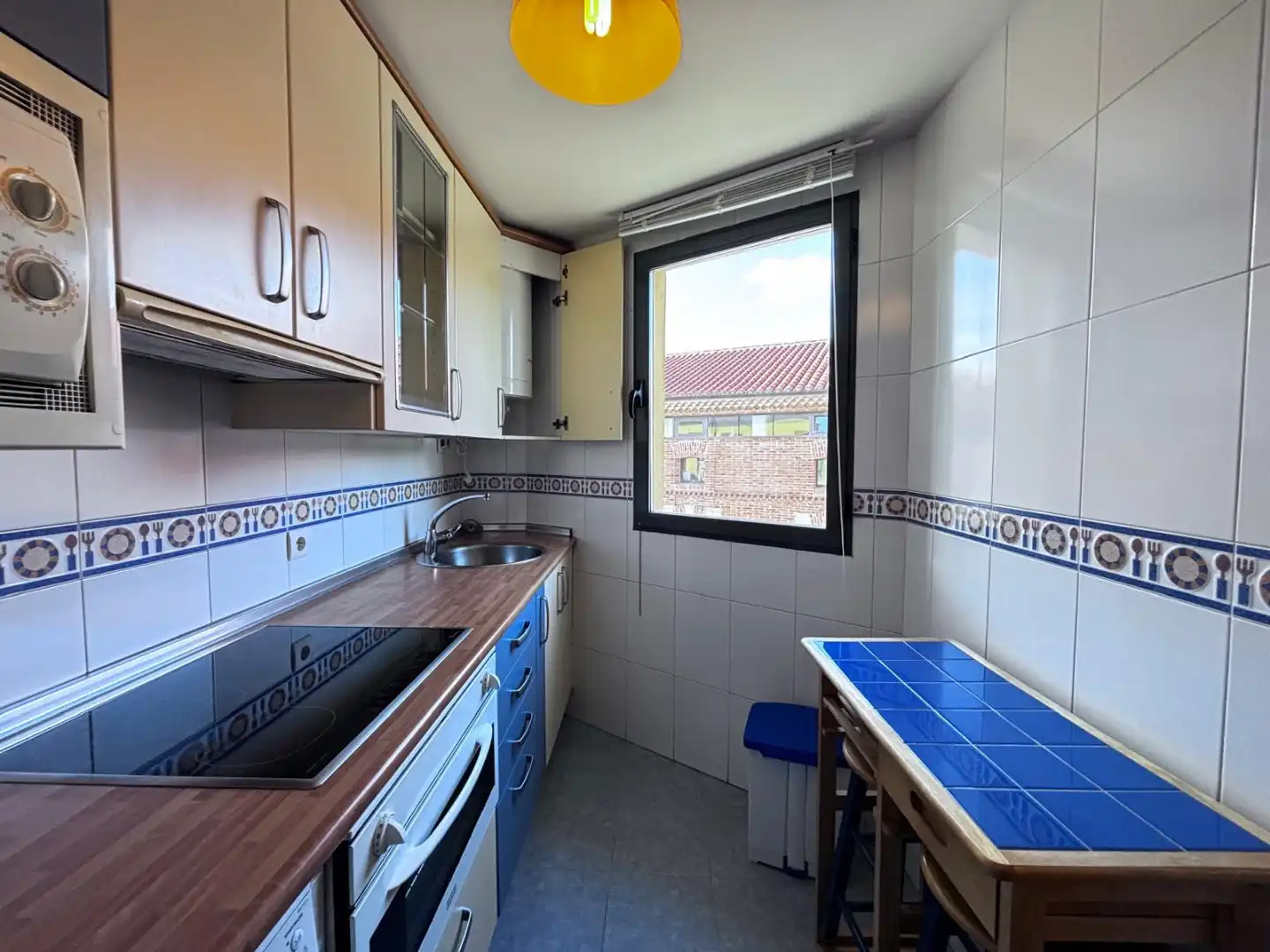 Kitchen of Duplexes for sale in Burgos  with Heating and Storage room