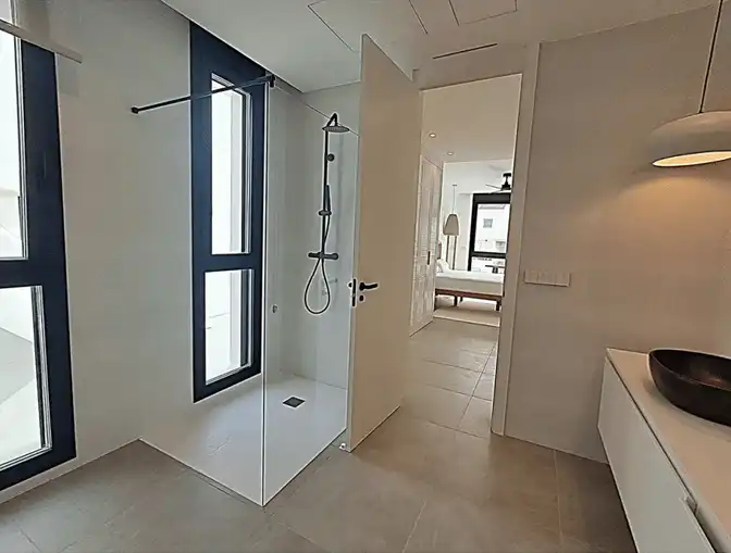 Bathroom of Houses for sale in L'Alfàs del Pi  with Private garden, Terrace and Swimming Pool