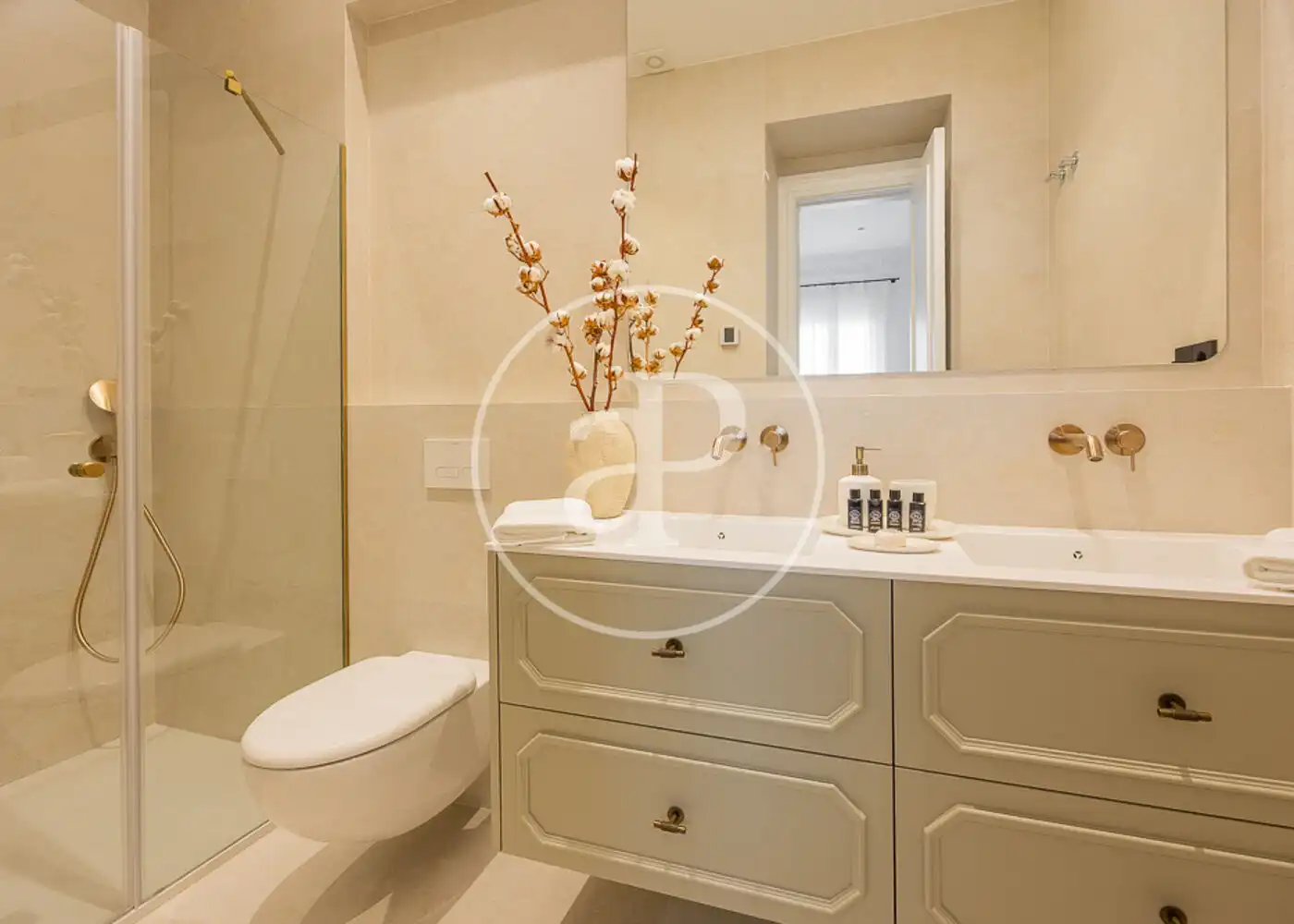 Baño de Piso en venta en Madrid con Aire acondicionado, Calefacción y Terraza