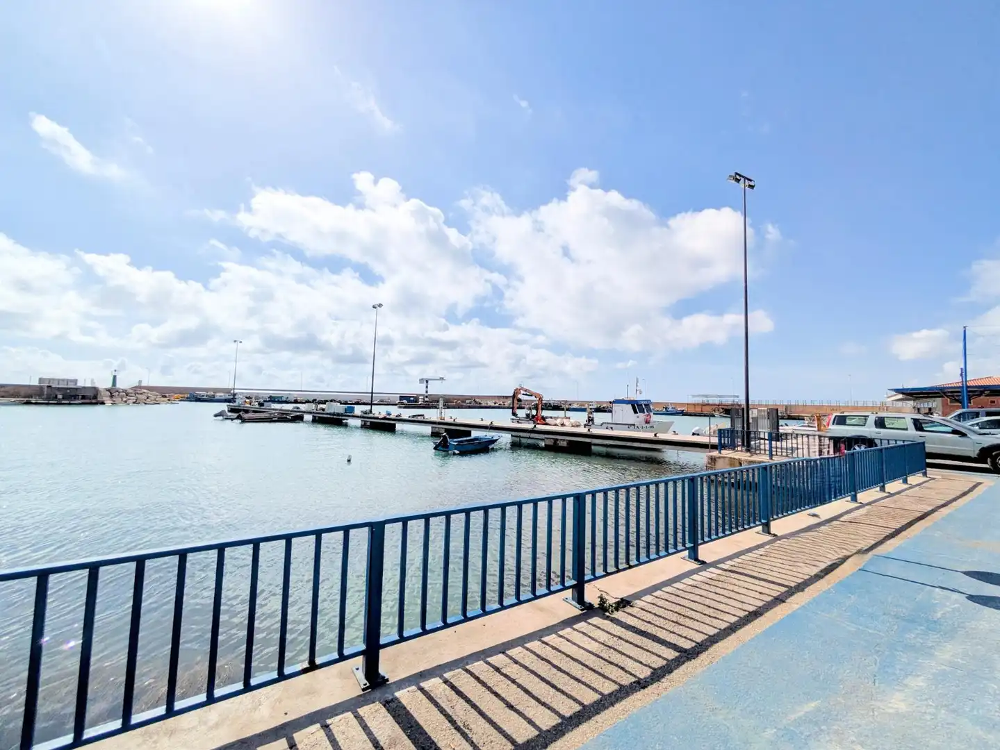Vista exterior de Casa o chalet en venta en Alcanar con Balcón