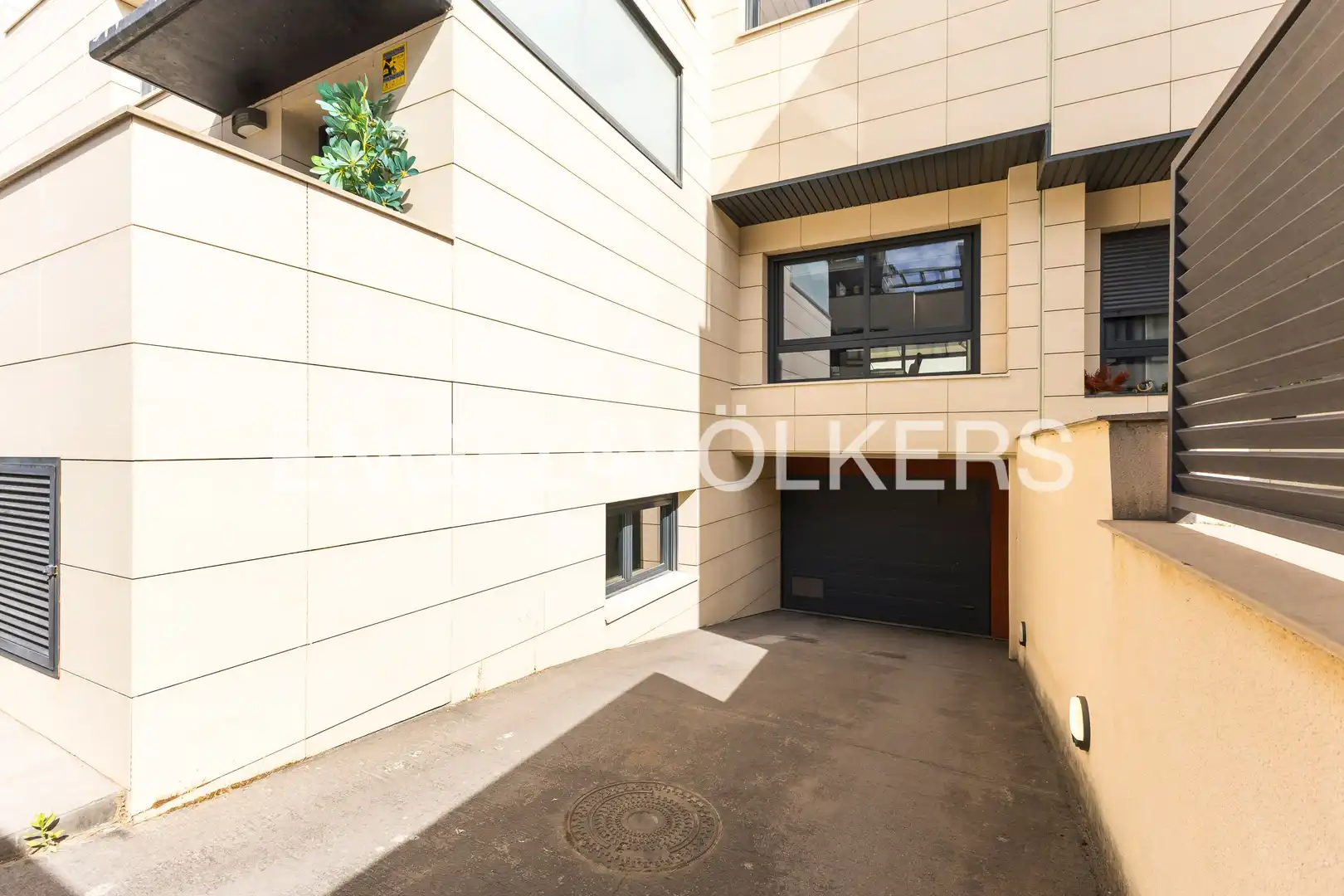 Exterior view of Detached homes for rent in Madrid  with Air Conditioner, Heating and Private garden