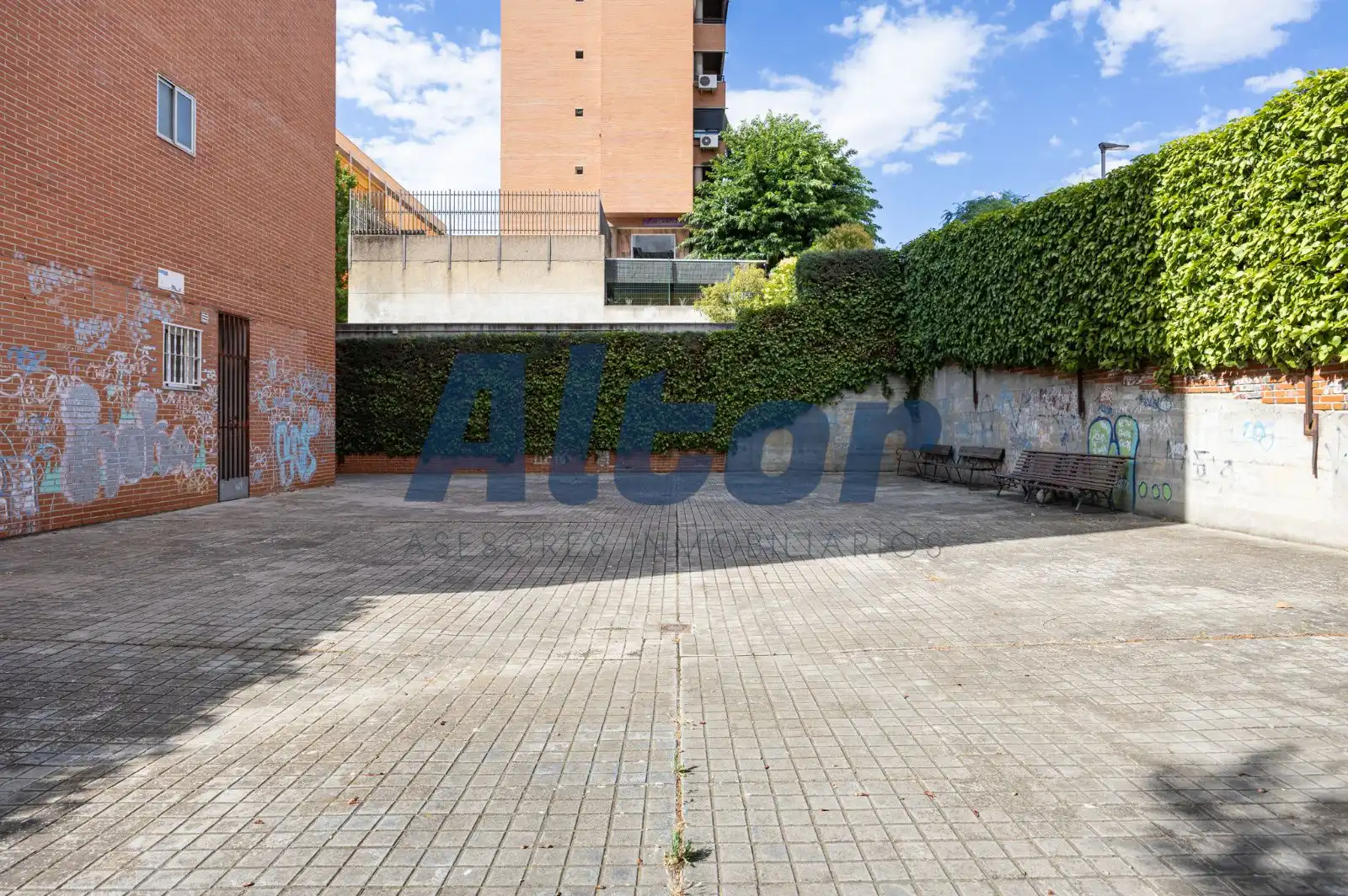 Parking of Flat for sale in Madrid  with Air Conditioner and Heating