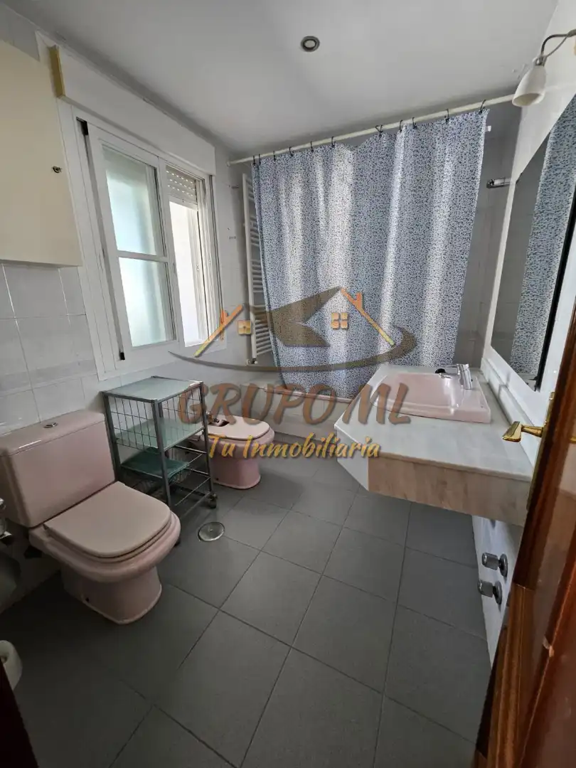 Baño de Casa o chalet en venta en Jaén con Aire acondicionado, Calefacción y Terraza