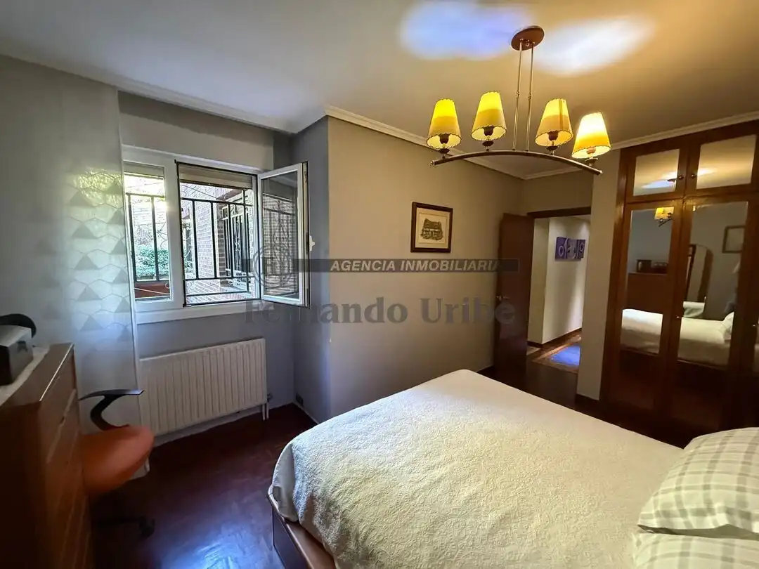 Piso con ascensor en venta en Juan Vicente Zengotitabengoa Kalea, imagen 11