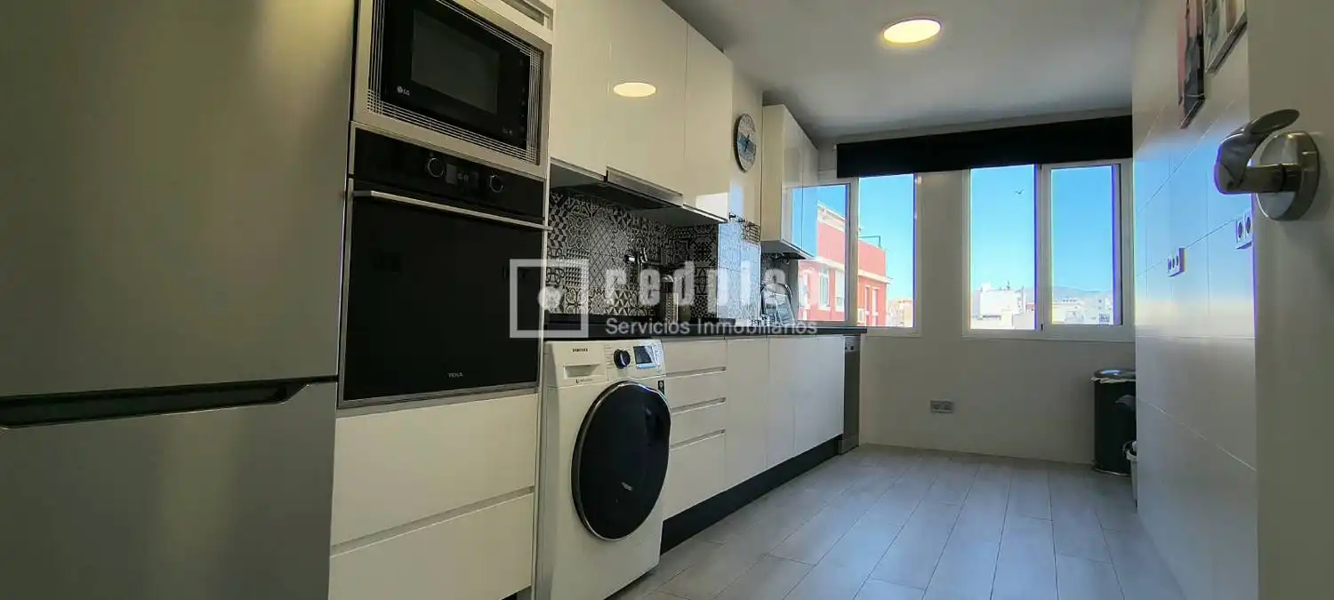 Küche von Wohnung zur Miete in Málaga mit Klimaanlage, Heizung und Möbliert