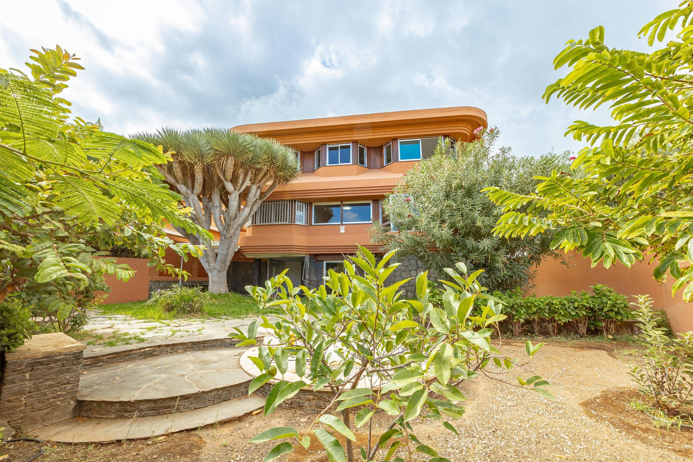 Vista exterior de Casa o xalet en venda en Las Palmas de Gran Canaria