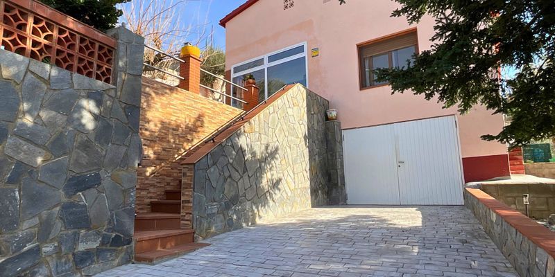 Exterior view of House or chalet for sale in Piera  with Private garden, Storage room and Furnished