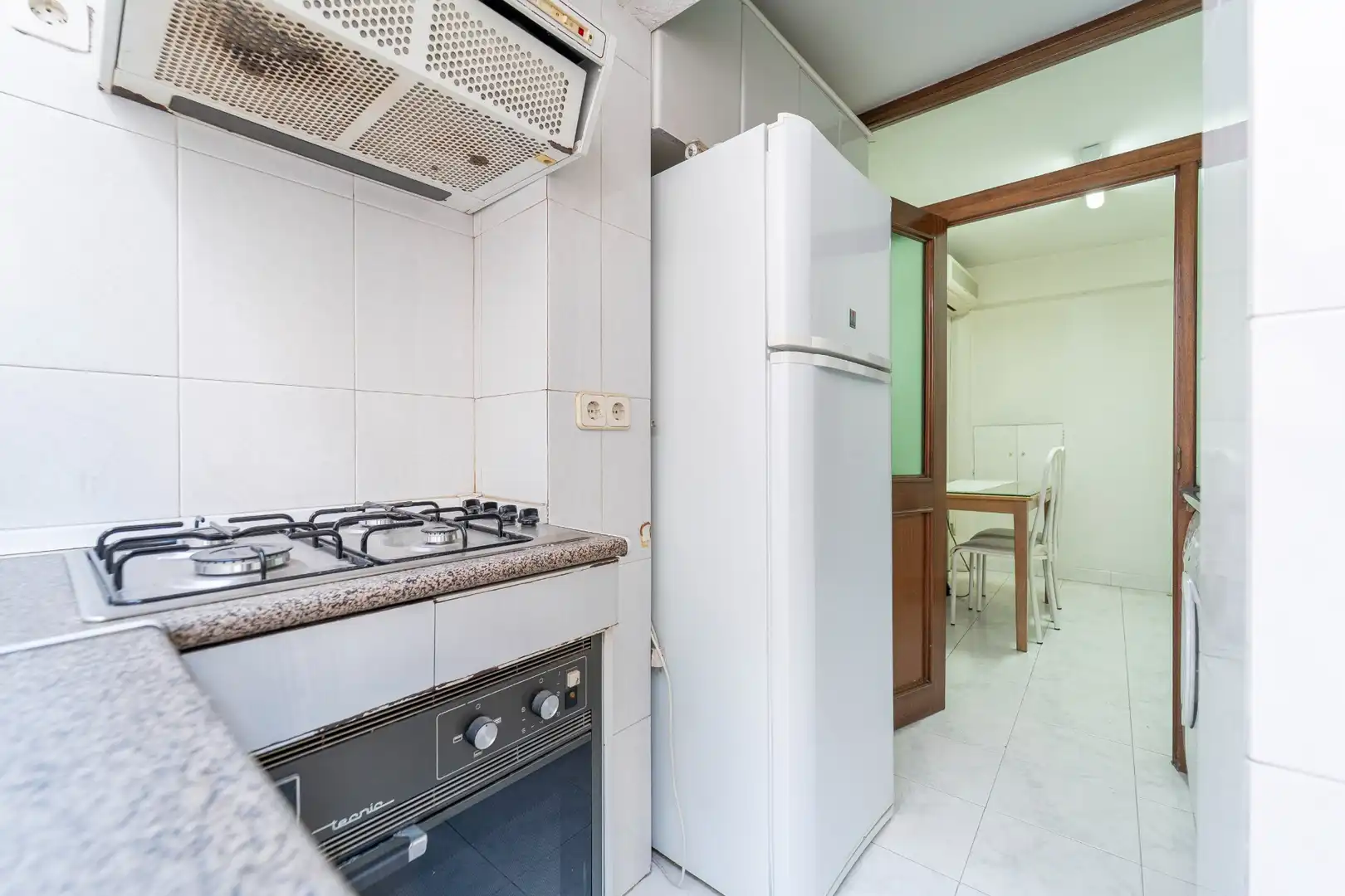 Cocina de Piso en venta en Madrid con Calefacción, Jardín privado y Internet
