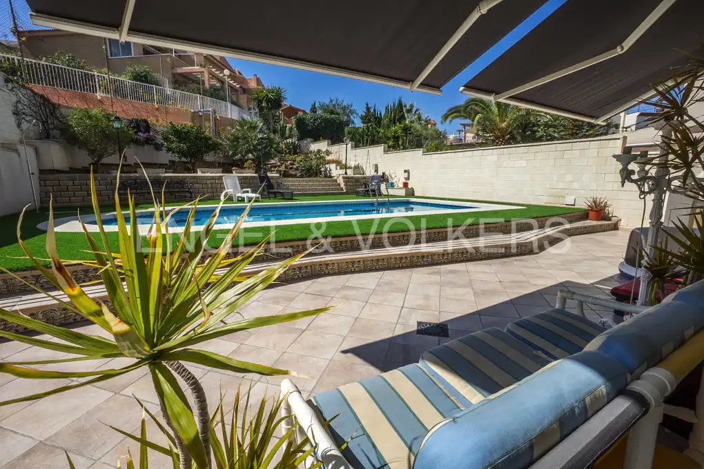 Villa avec terrasse à vendre à Playa de San Juan - El Cabo de las Huertas, imagen 2