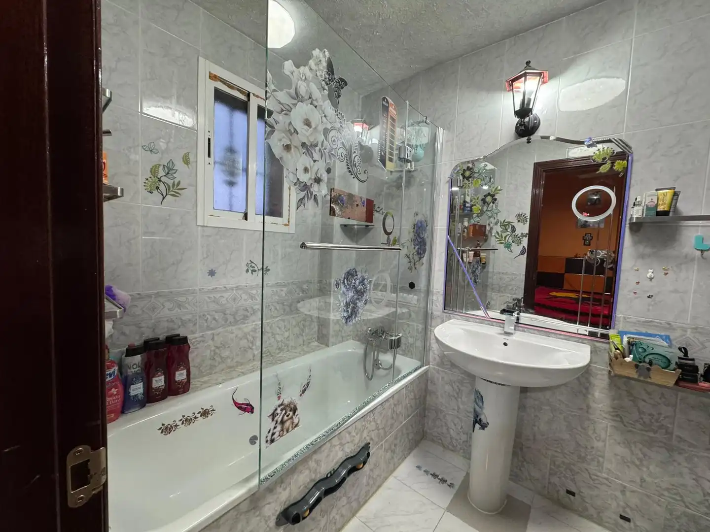 Bathroom of Flat for sale in Sevilla  with Terrace
