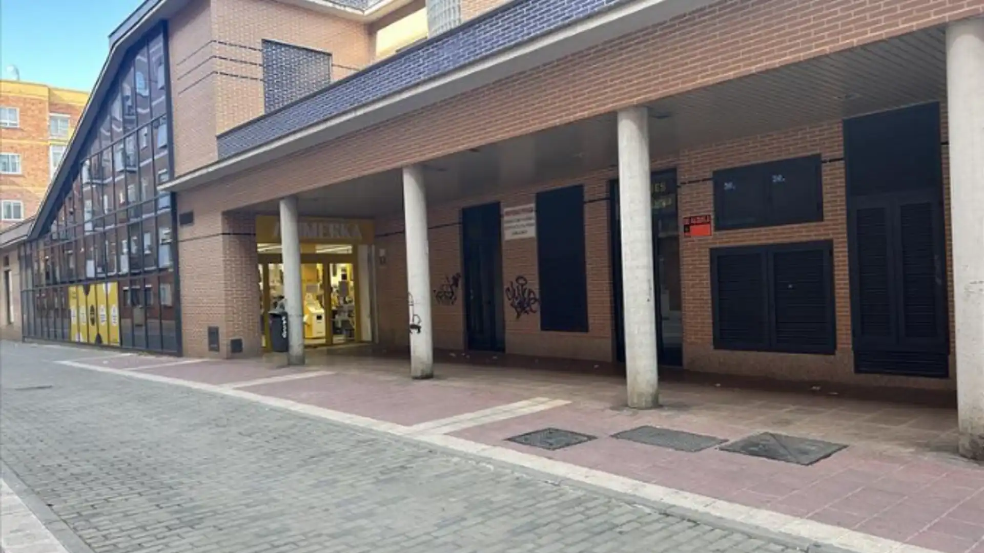 Vista exterior de Garatge en venda en Valladolid Capital