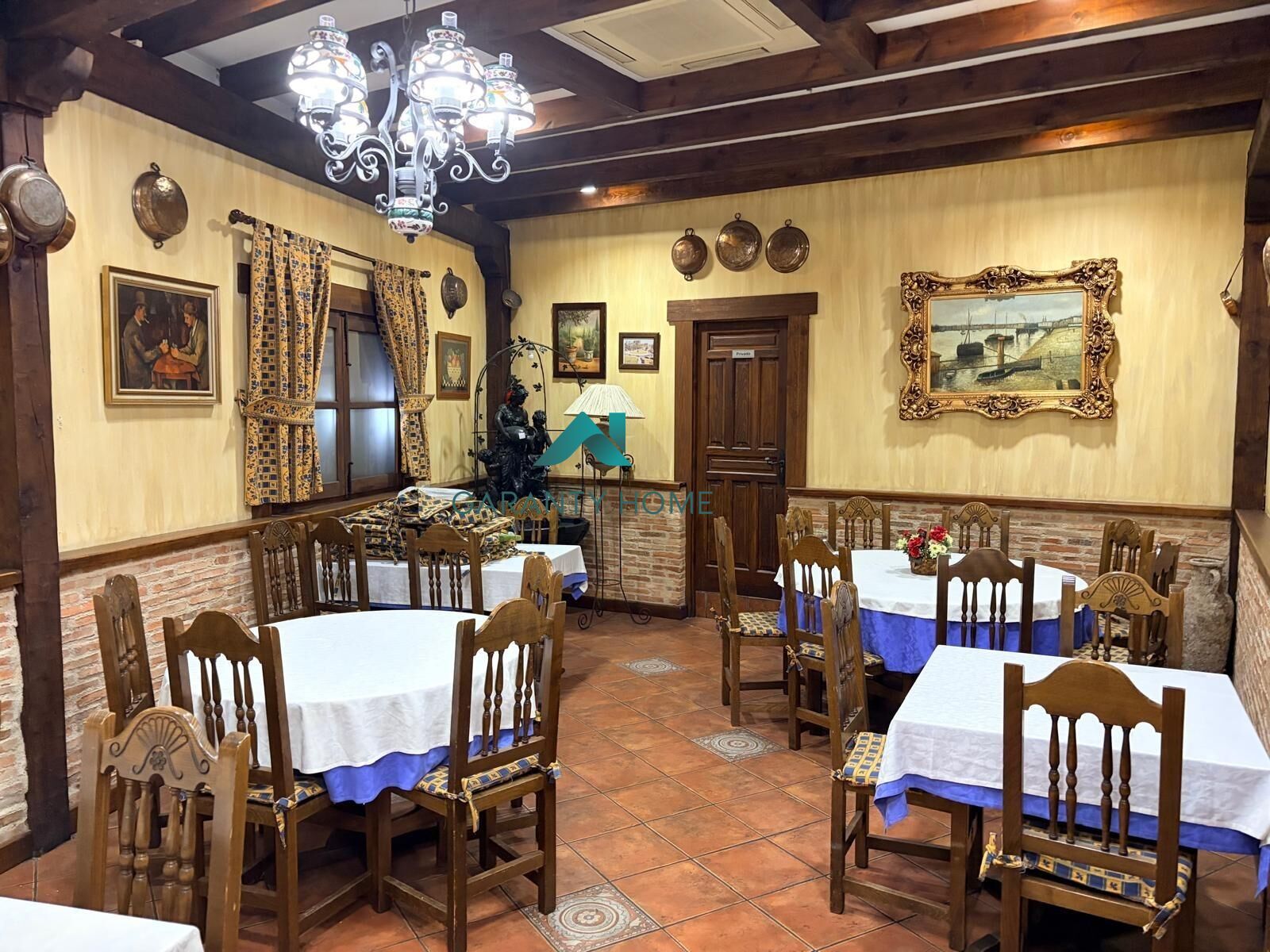 Local en venda en Tres Cantos amb Aire condicionat i Moblat