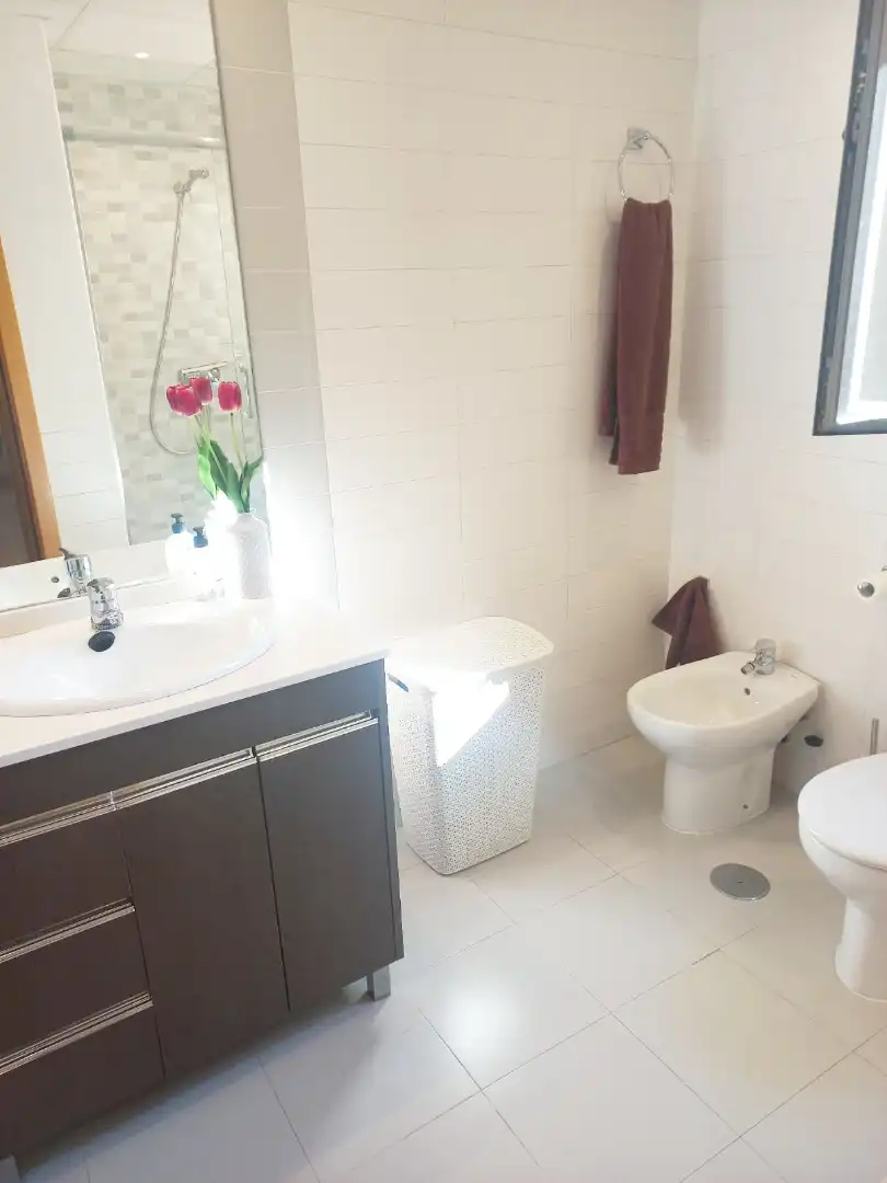 Baño de Casa adosada en venta en Vélez-Málaga con Aire acondicionado, Terraza y Trastero