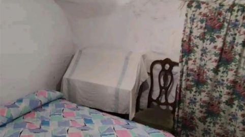 Foto 5 de Casa adosada en venta en Calle Cuevas, 39, Cenizate, Albacete