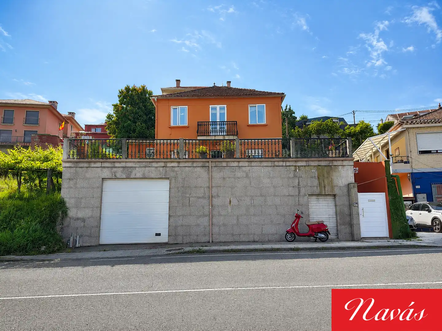 Vista exterior de Casa o xalet en venda en Vigo  amb Aire condicionat, Calefacció i Parquet