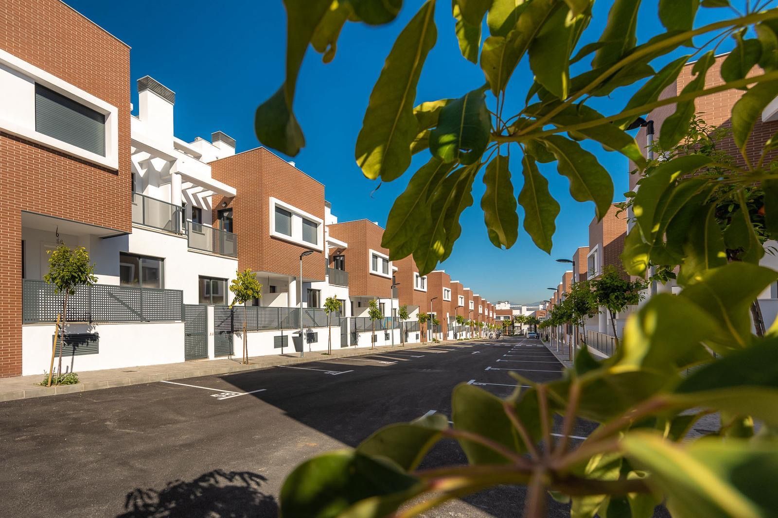 Vista exterior de Casa o xalet de lloguer en Málaga Capital amb Aire condicionat, Calefacció i Jardí privat