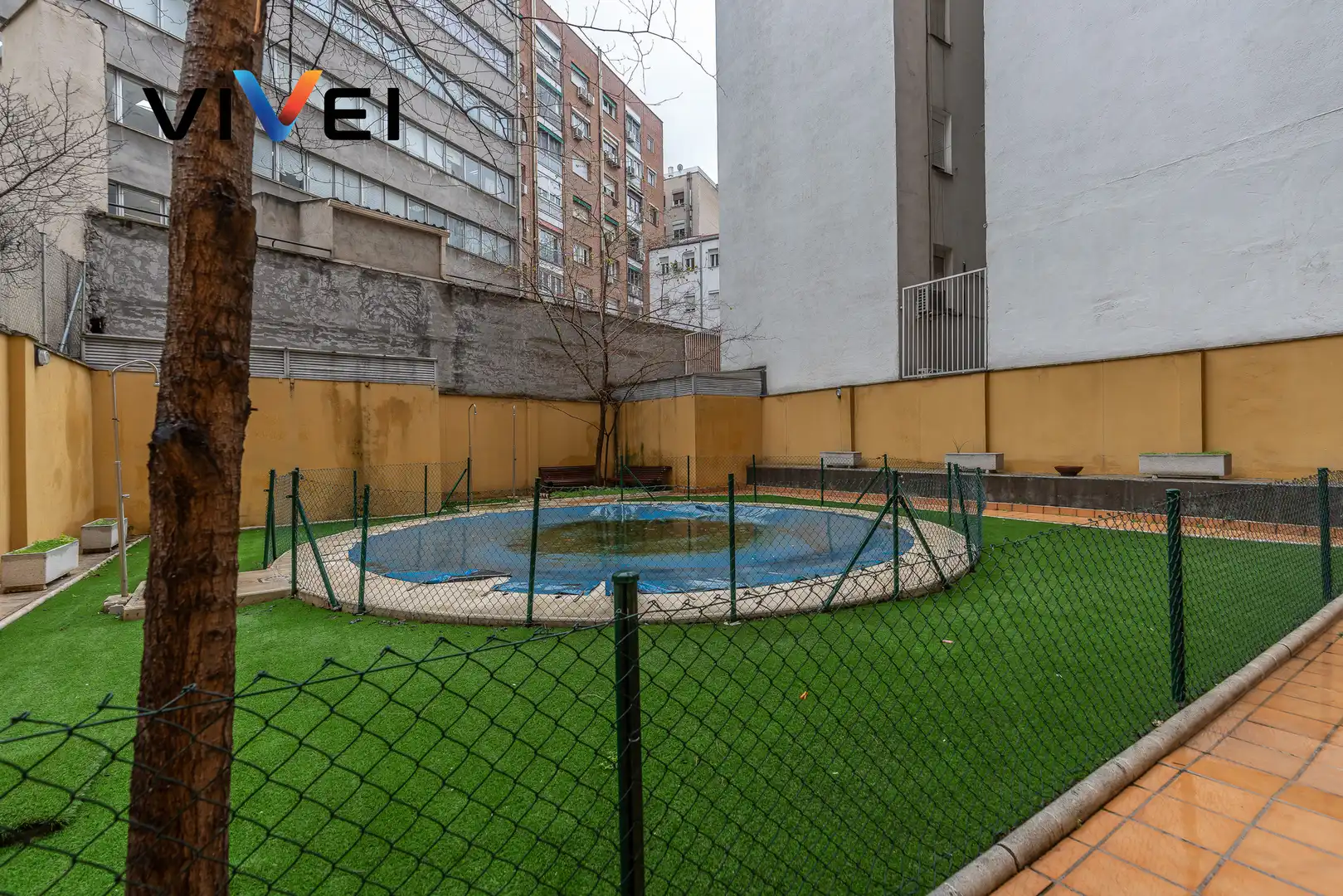 Exterior view of Flat for sale in Madrid  with Heating, Terrace and Storage room