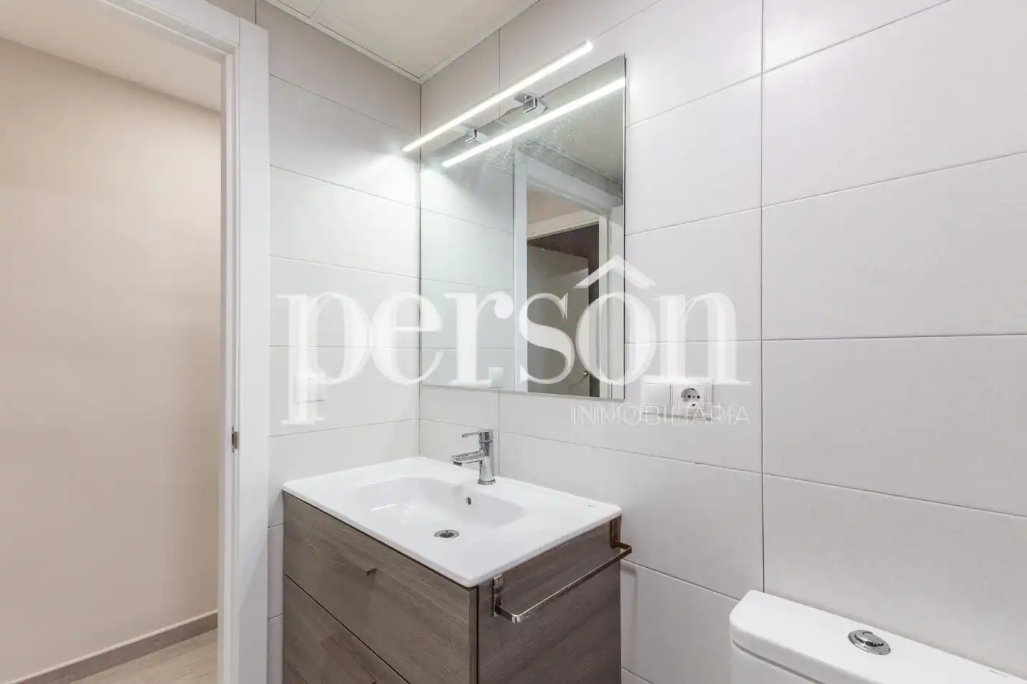 Badezimmer von Wohnung zur Miete in Silla mit Klimaanlage, Heizung und Möbliert