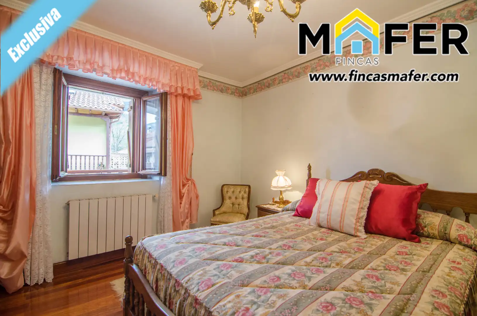 Habitación de Casa adosada en venta en Ruesga con Calefacción, Parquet y Balcón