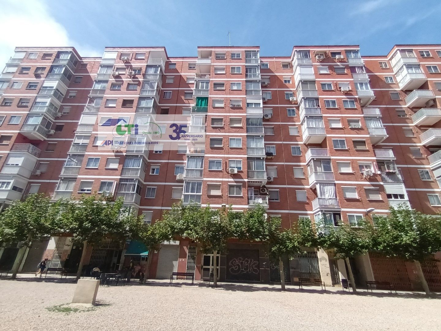 Vista exterior de Piso en venta en  Zaragoza Capital