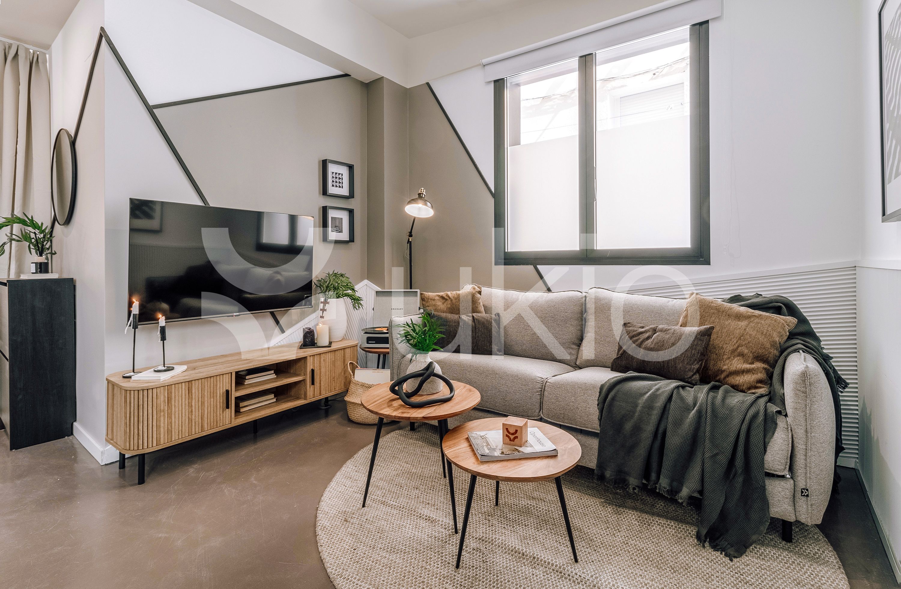 Sala d'estar de Apartament de lloguer en  Madrid Capital amb Aire condicionat, Calefacció i Moblat
